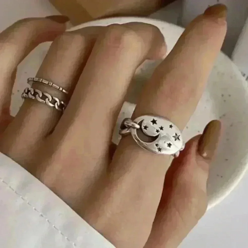 Sterling Silver Moon Star Chain Link Ring
Brand New - Picture 1 of 6